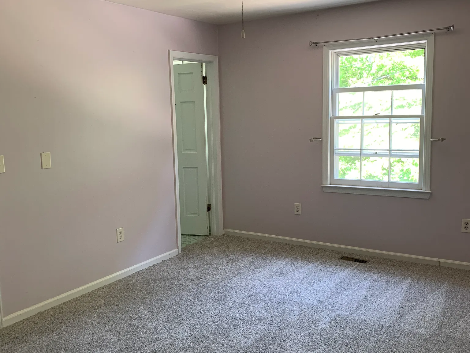2 bed, 1200 sqft, $975 — Photo 4