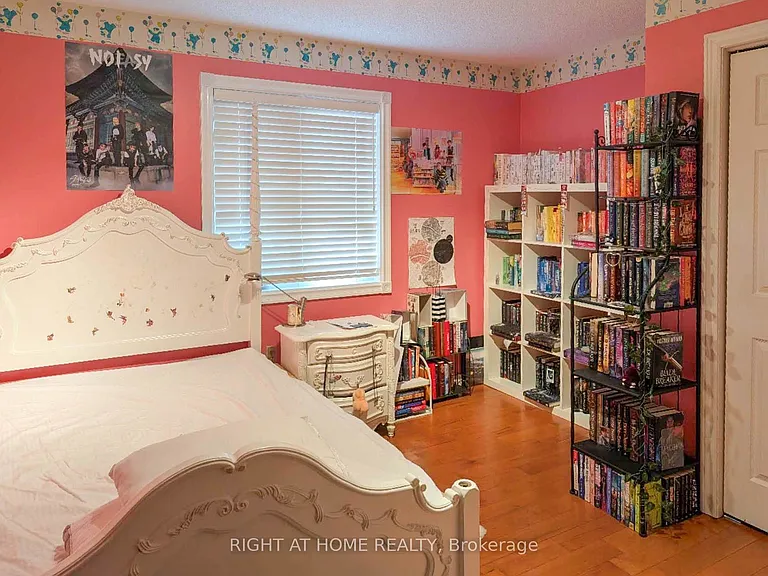64 Springfield Blvd — Photo 11