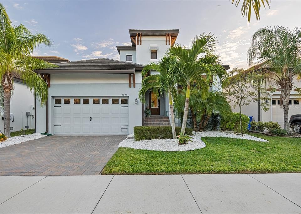 1st image of 1025 Seagrape Dr