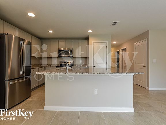 5th image of 465 Earhart Dr