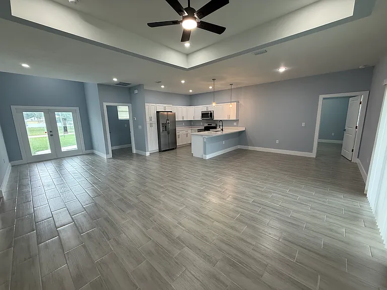 156 Beckley Dr — Photo 2