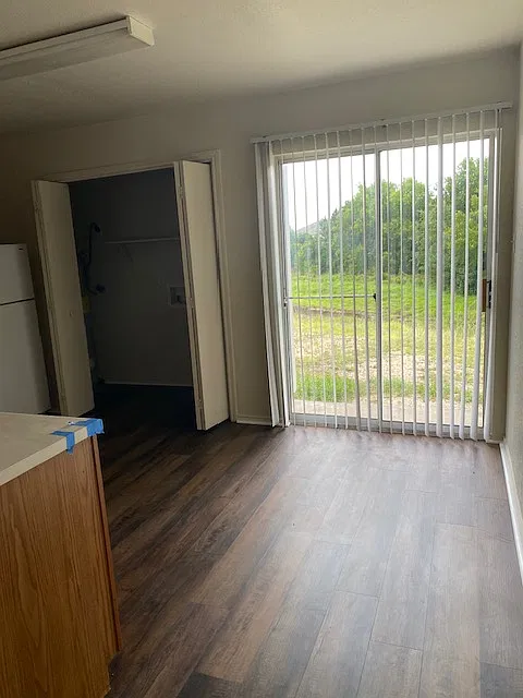 2101 Tahoe Court - D — Photo 2