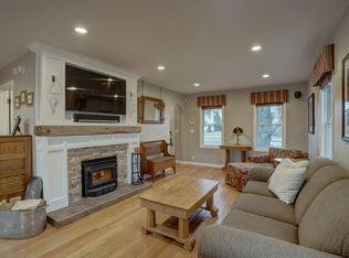 611 N Main St, Cottage Grove, WI 53527