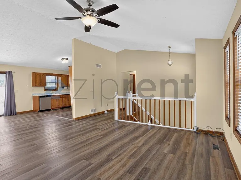 4010 Casa Verde Dr — Photo 6