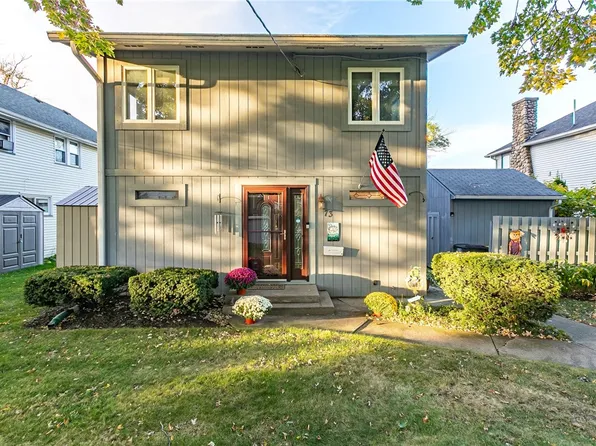 73 North Dr, Rochester, NY 14612