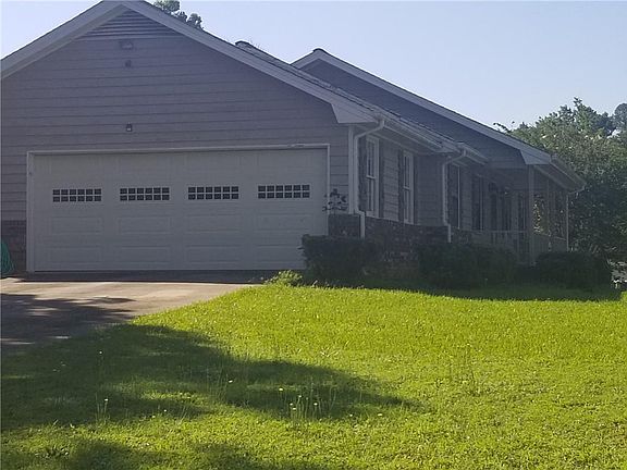3rd image of 2328 Autumn Dr