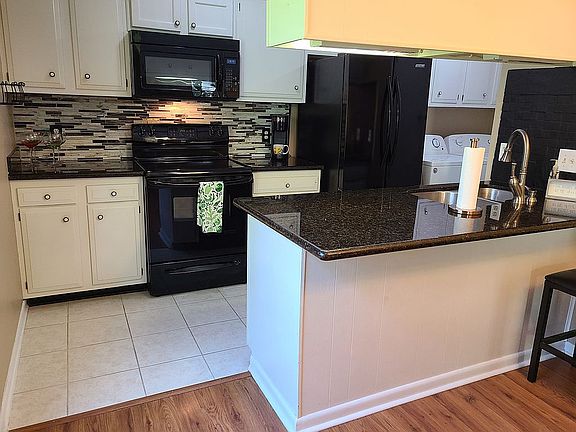 2nd image of 3312 Kingswood Ct #7A