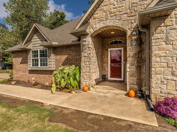 19970 County Road 1543, Ada, OK 74820