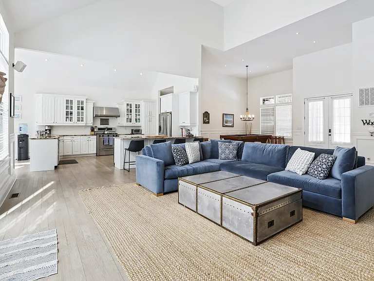 21 Corbett Dr — Photo 5