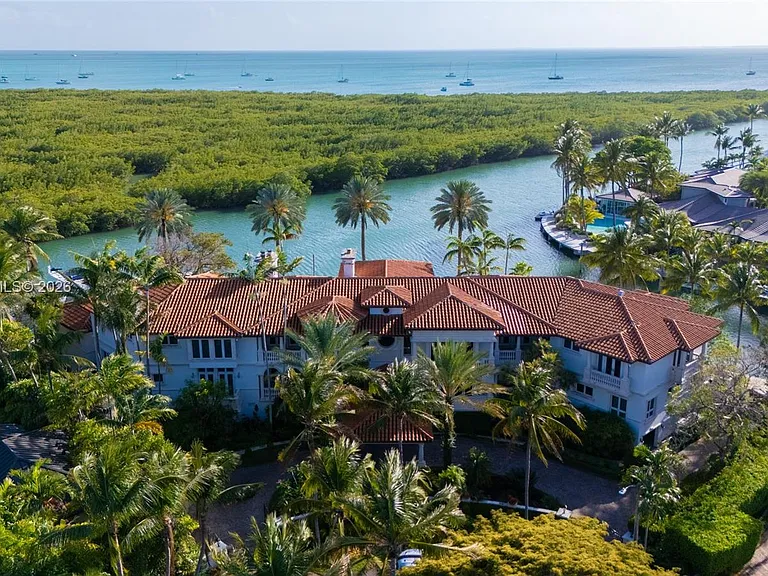 260 Cape Florida Dr — Photo 39