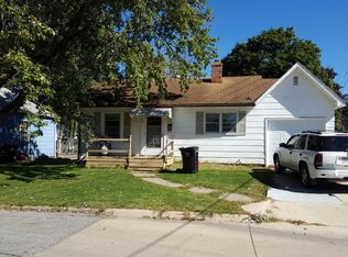 704 Riverside Ln, Ottumwa, IA 52501