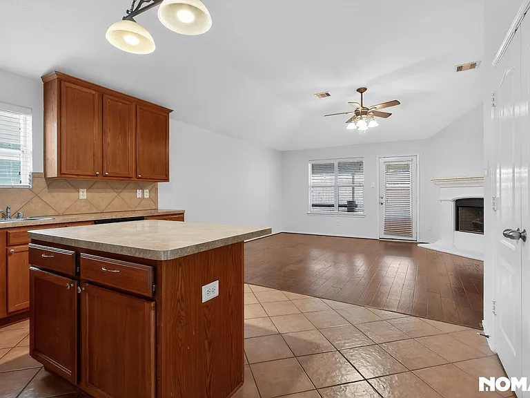 3610 Kale St — Photo 8