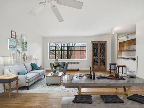 114 Evans Rd APT 5, Brighton, MA 02135