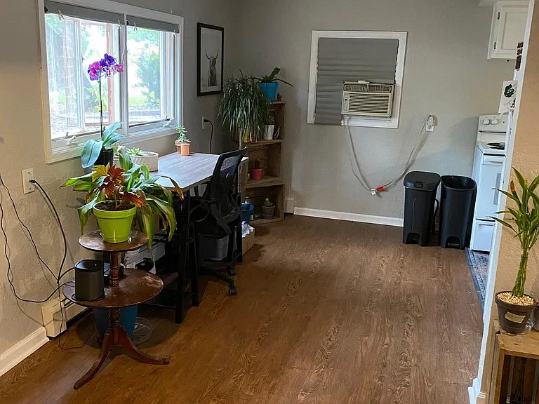 1370 Estes St #101 — Photo 4