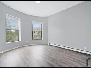 4522 S Vincennes Ave #2, Chicago, IL 60653