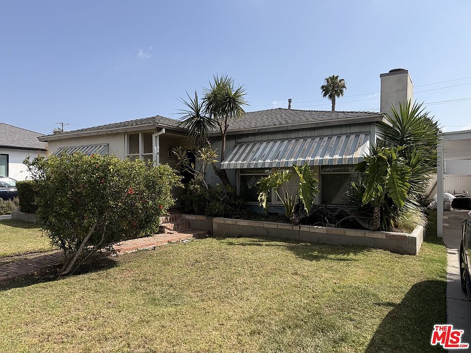 1st image of 2816 S Bentley Ave