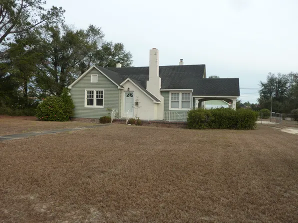 105 Oak St, Kingstree, SC 29556