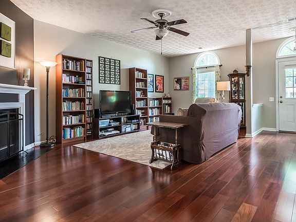 2nd image of 1415 Morningside Park Dr