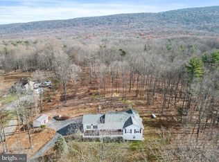 166 Tall Pines Ln, Berkeley Springs, WV 25411