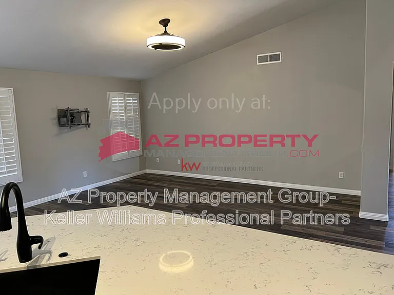 7732 W Ocotillo Rd — Photo 10
