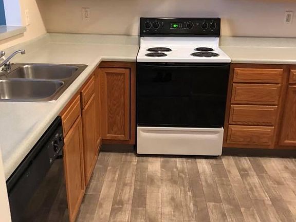 4th image of 2045 Downy Dr APT 30