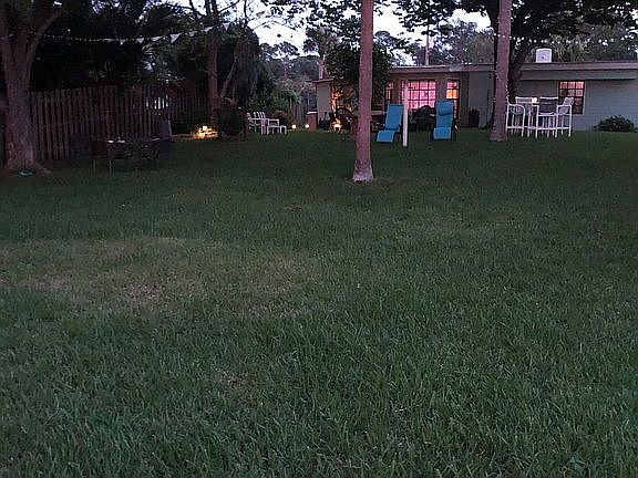 5th image of 2576 Sunset Dr