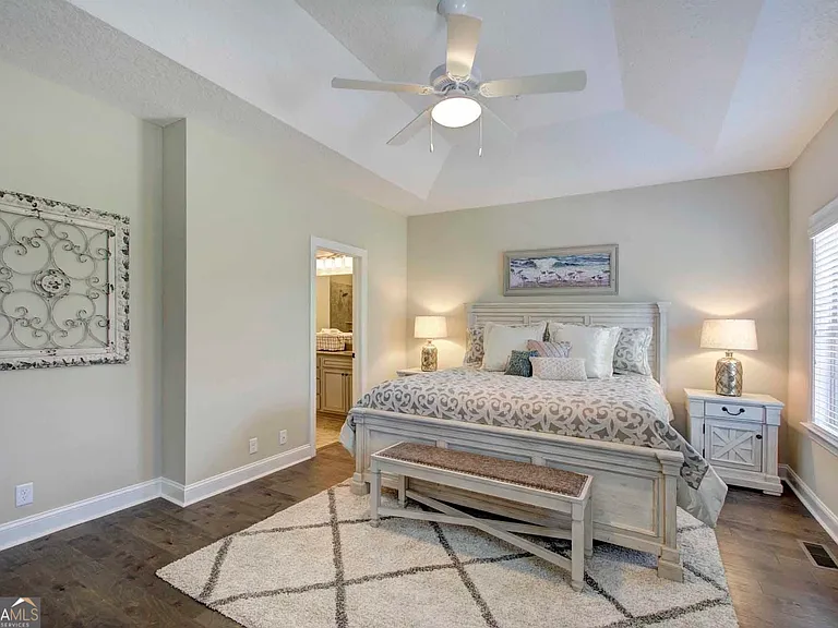 205 Mariners Cir — Photo 25