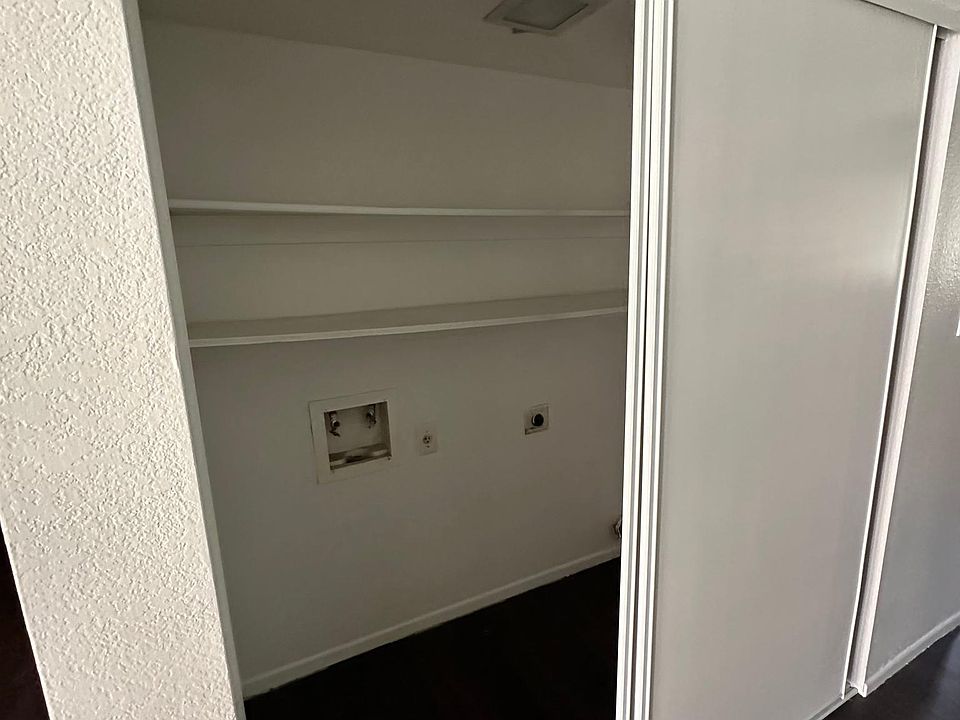 1st image of 18811 N 19th Ave APT 2016