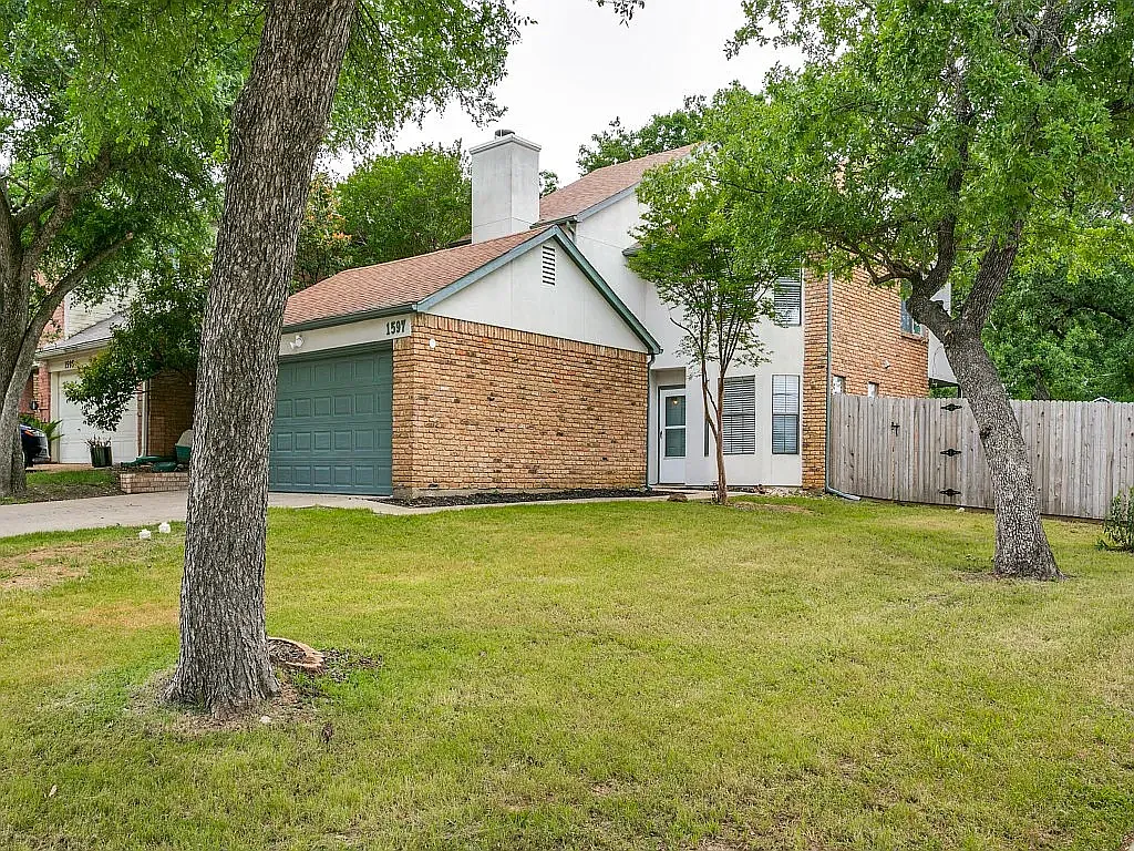 Building Photo - 1597 Tall Timbers Dr