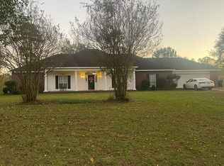 1914 Russell Mount Gilead Rd, Meridian, MS 39301