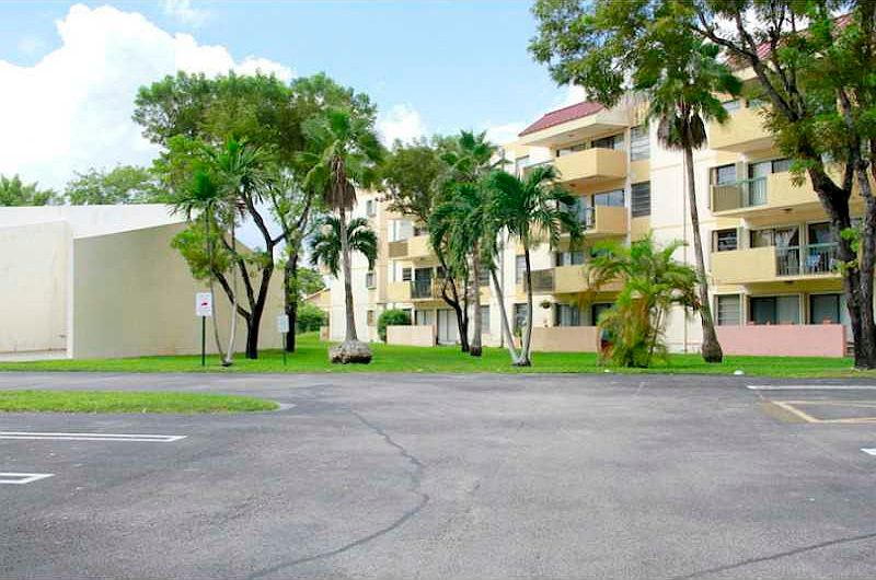 1st image of 5900 SW 127th Ave APT 3421