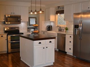 5915 Barton Creek Rd, Cunningham, TN 37052