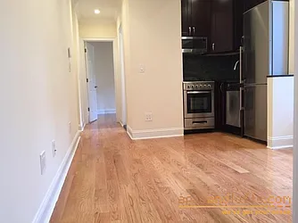 Rented by aptsandlofts.com