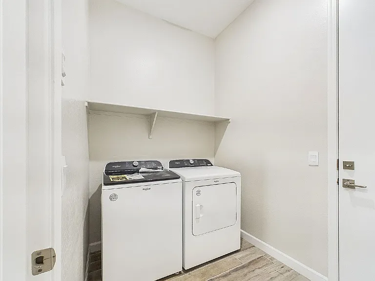 5023 E Gallop Way — Photo 10