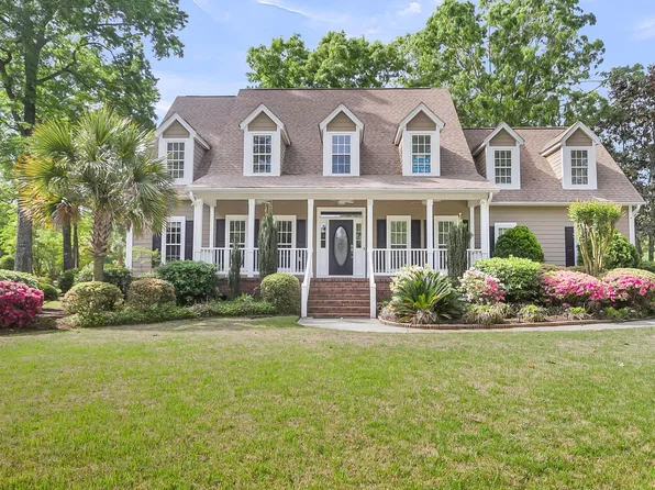 4403 Wild Thicket Ln, North Charleston, SC 29420