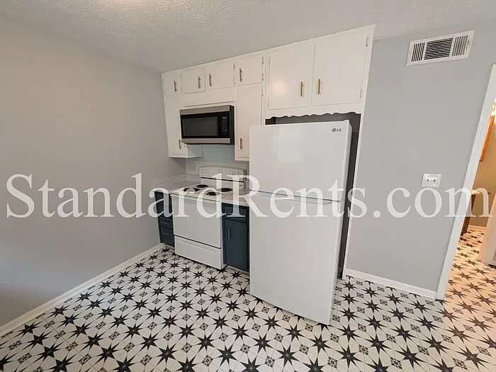 2510 Mitchell Rd — Photo 6