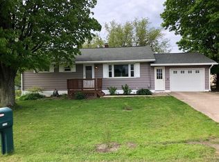 10986 Sunset Dr, North East, PA