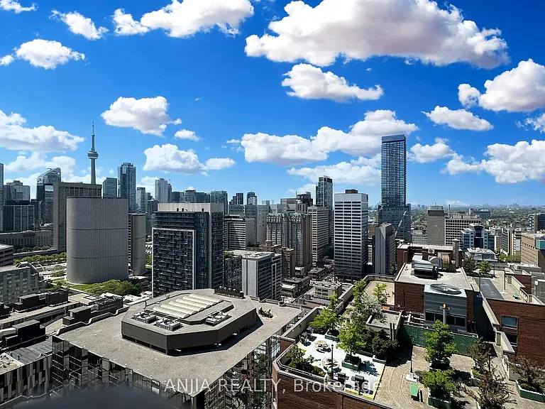 20 Edward St #2711 — Photo 28