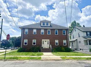 650 6th Ave APT 1R, Lyndhurst, NJ 07071