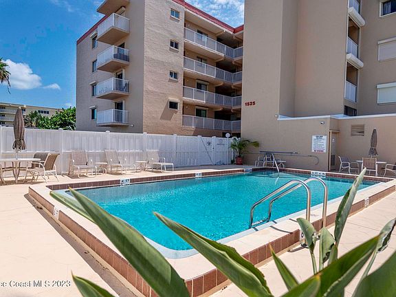 3rd image of 1525 S Atlantic Ave APT 202