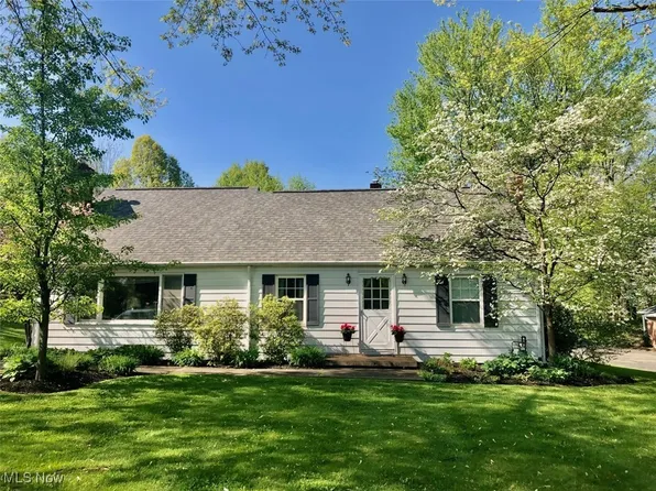 3777 Orion St NW, North Canton, OH 44720