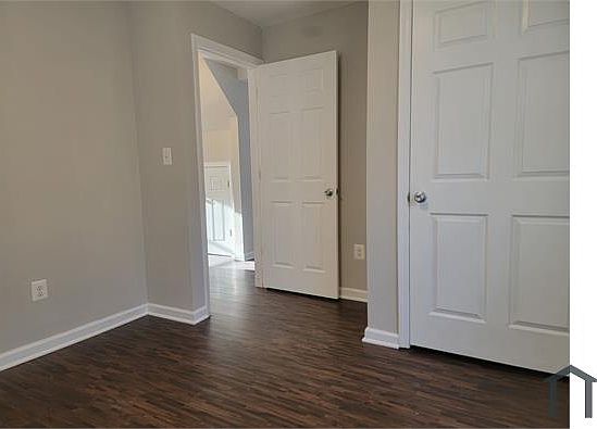 2nd image of 1737 Eastern Blvd