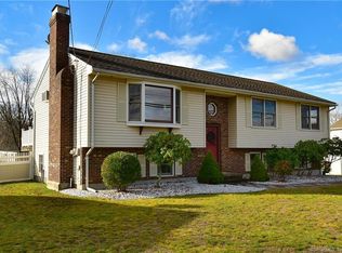 114 Post Office Rd, Enfield, CT 06082