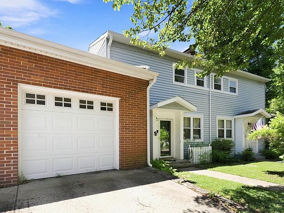 3rd image of 5 Briarwood Ln