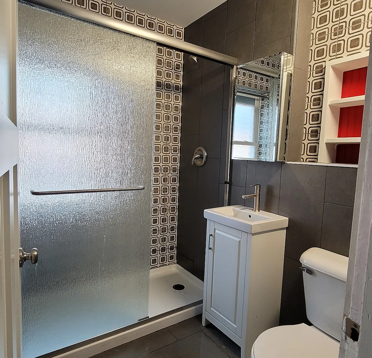 1 bed, 430 sqft, $1,000 — Photo 3