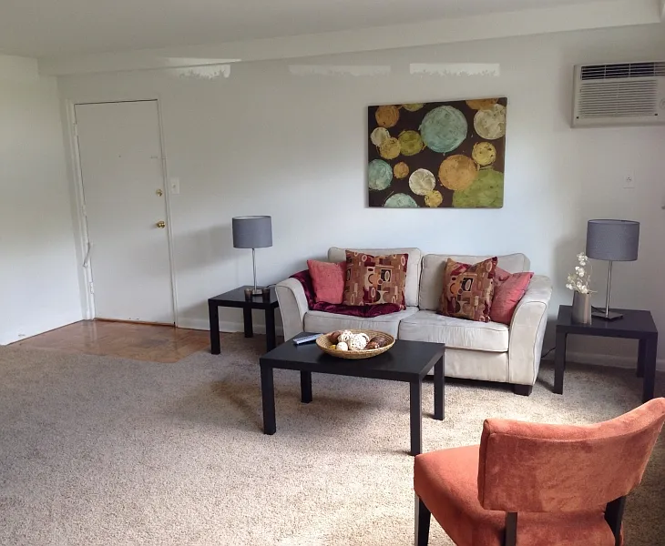 Riverview Apartments — Photo 3