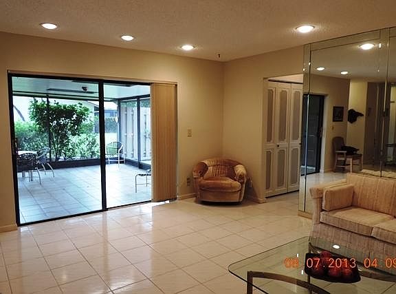 5th image of 872 NW 29th Street # B