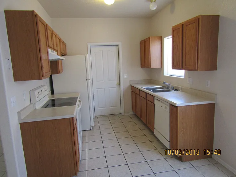 5249 Cats Eye Rd — Photo 2