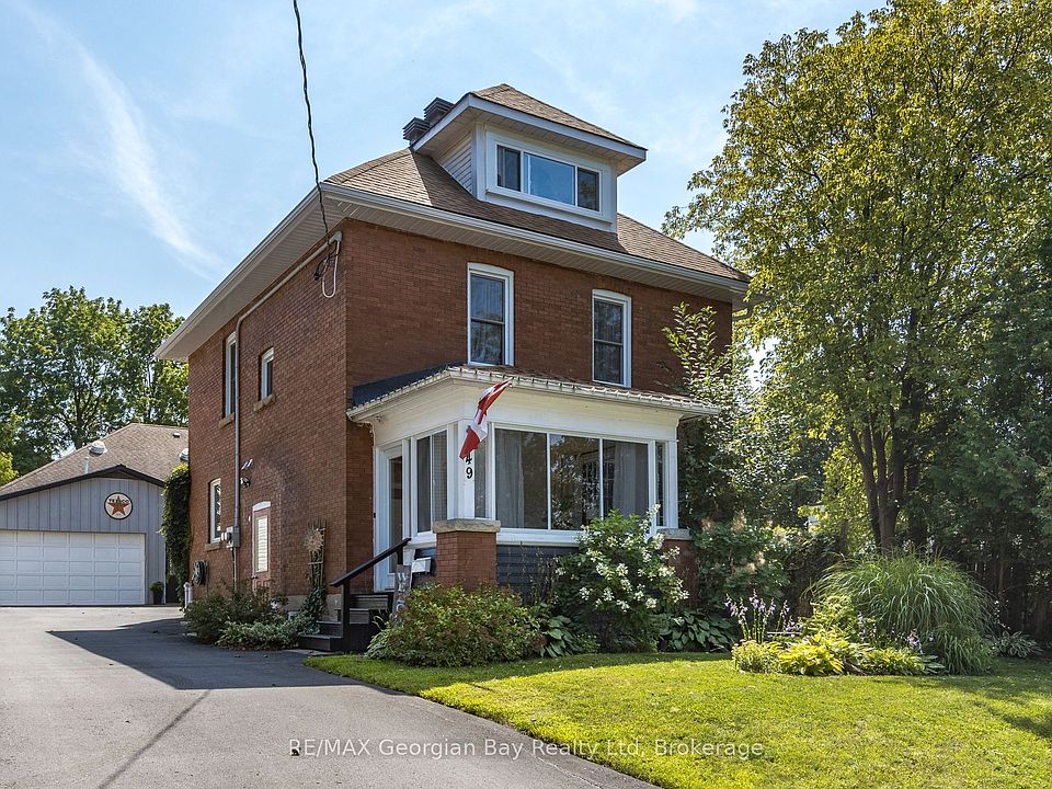 1st image of 449 Elizabeth St