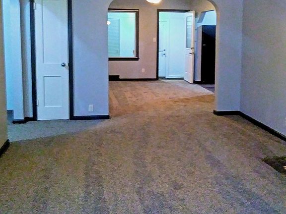 4th image of 7312 Paseo Blvd